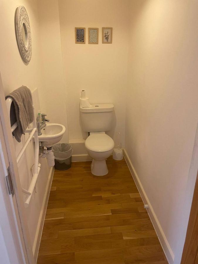 House 6 Goldcroft - Walk To Beach & Village, Pet-Friendly & Hottub Porthtowan Exteriör bild