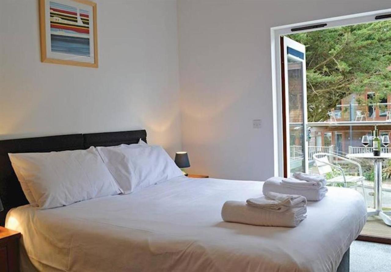 House 6 Goldcroft - Walk To Beach & Village, Pet-Friendly & Hottub Porthtowan Exteriör bild